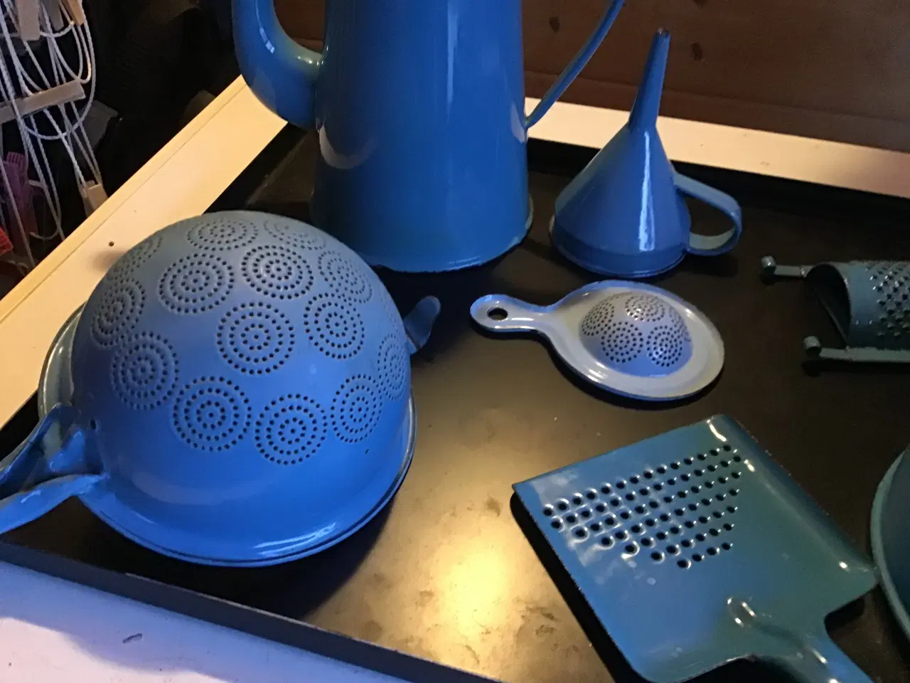 Billede 1 - Madam blå og rød