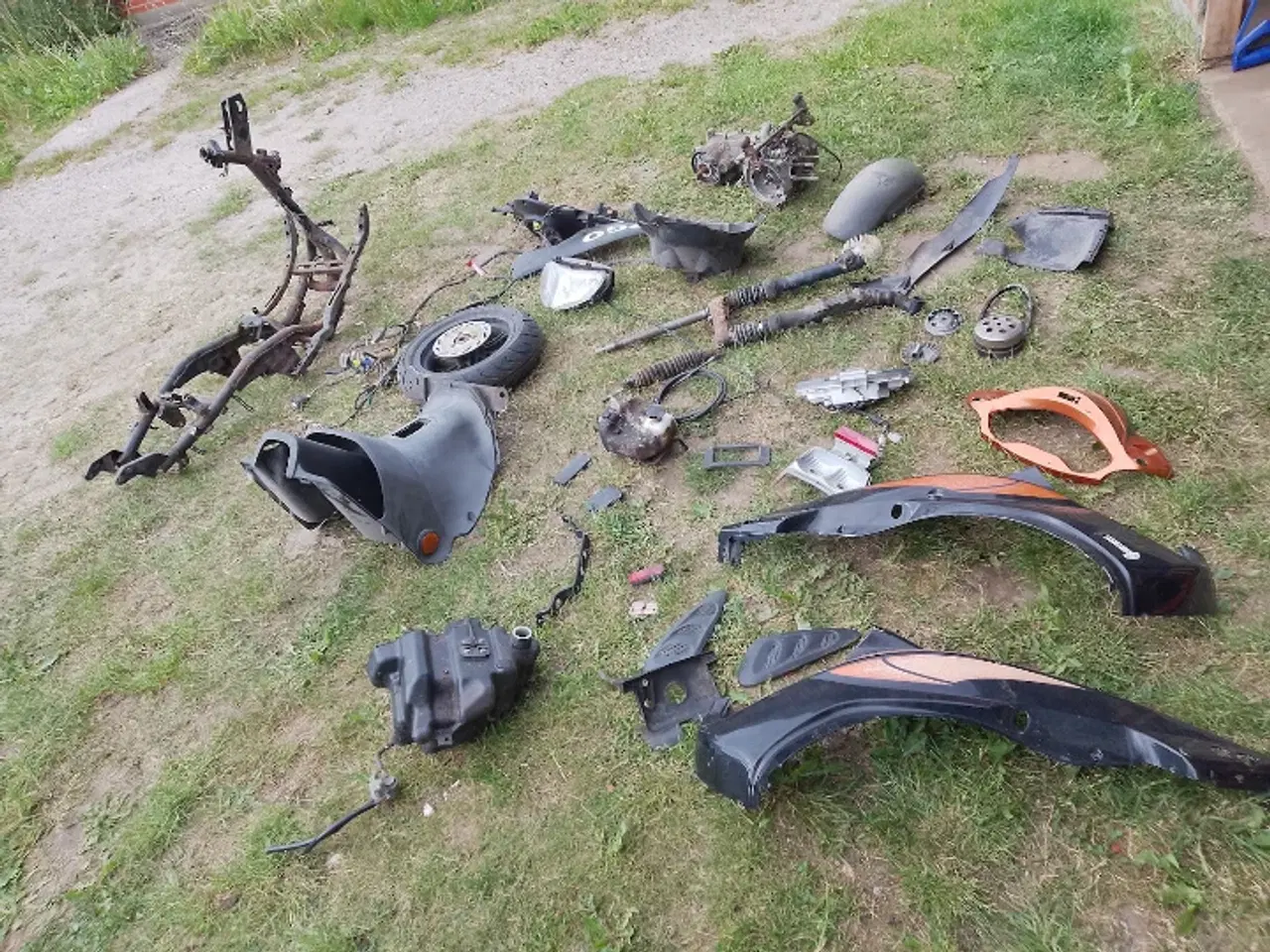 Billede 2 - Dele til pgo dr. Big/t-rex sælges 