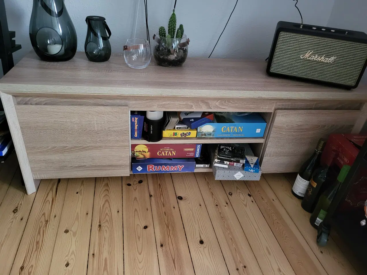 Billede 1 - TV-bord HASLUND 2 låger eg 