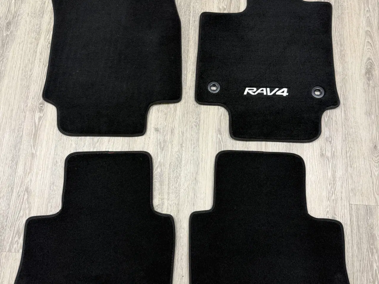 Billede 1 - Bilmåtter 