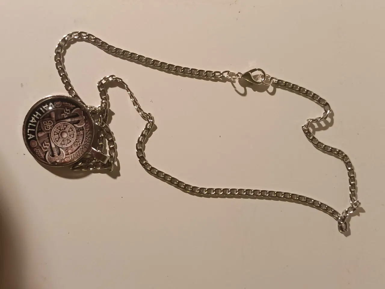 Billede 3 - Halskæde 50kr pr stk