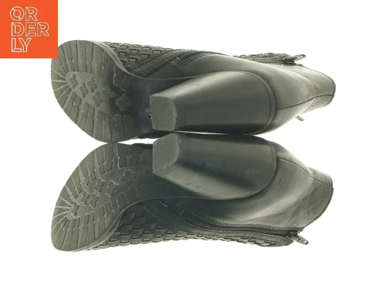 Billede 5 - Sorte ankelstøvler med hæl fra Gardena (str. 39 )