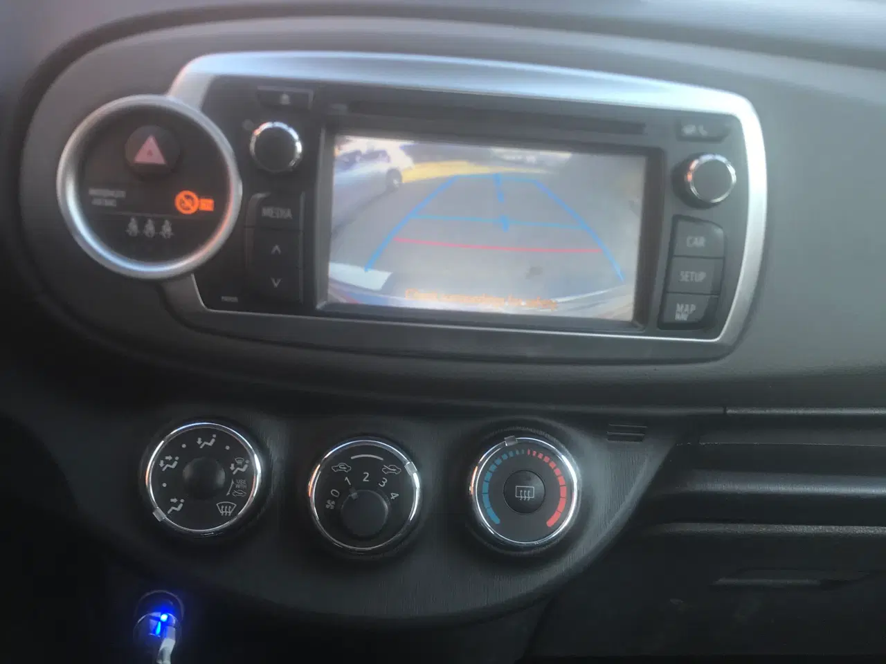 Billede 10 - Ny syn  Toyota Yaris 1.4-4d  2013 Grøn ejerafgift 