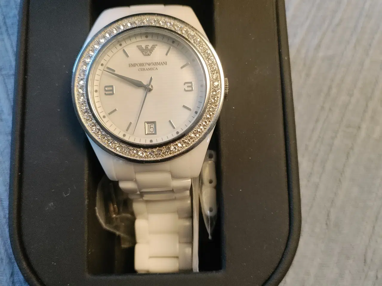 Billede 6 - Emporio Armani AR-1426 Hvidt Dameur i Ceramica