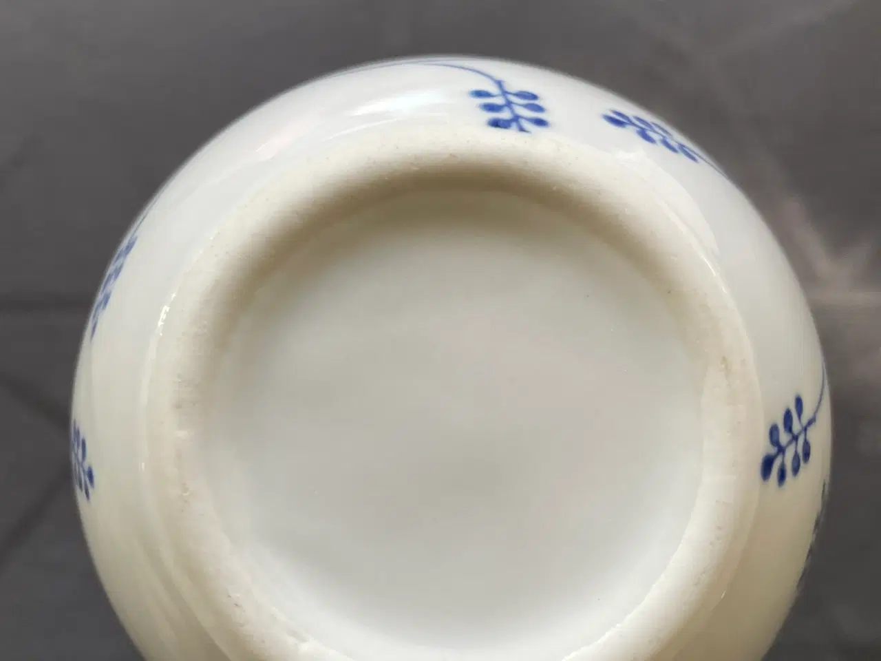 Billede 2 - Fattigmands musselmalet vase