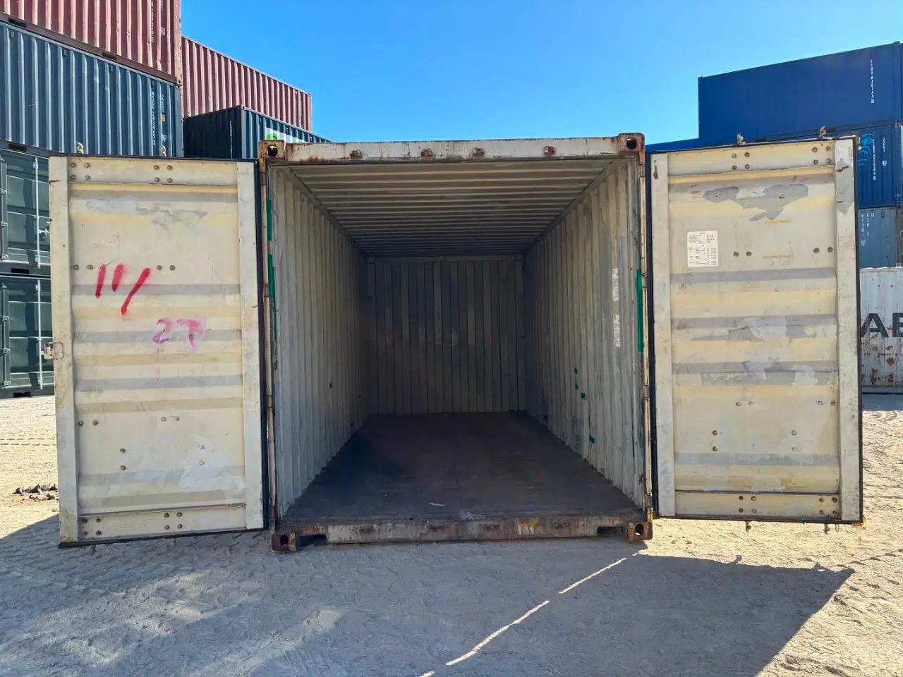 Billede 2 - 20 fods Container- ID: MSKU 717076-6 - Står i Hvid