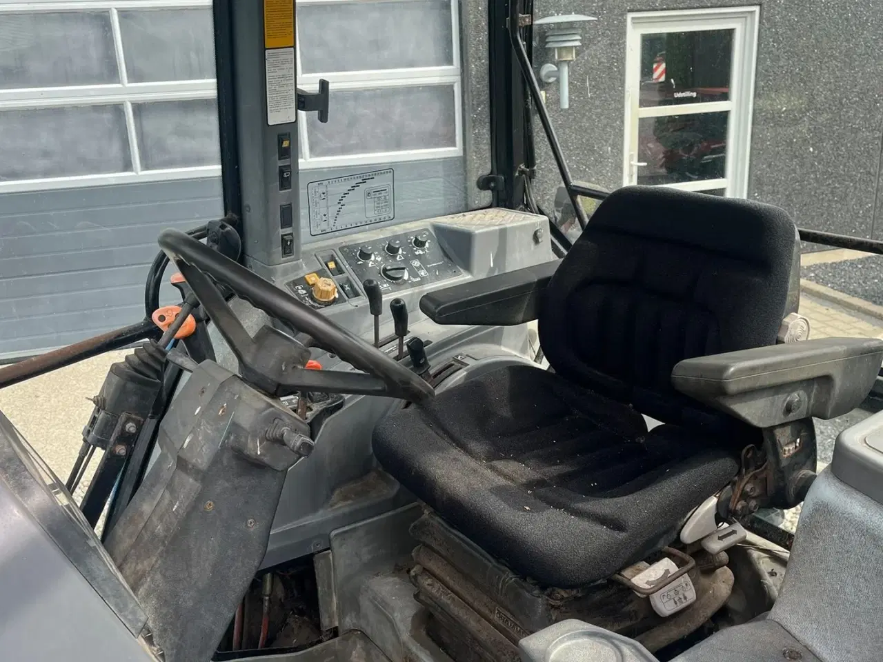 Billede 5 - New Holland 7740 SLE Turbo Handy 2wd traktor