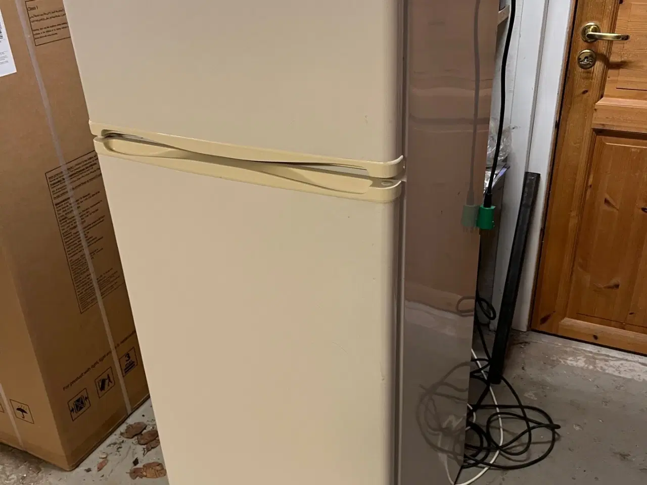Billede 1 - Køleskab med fryser