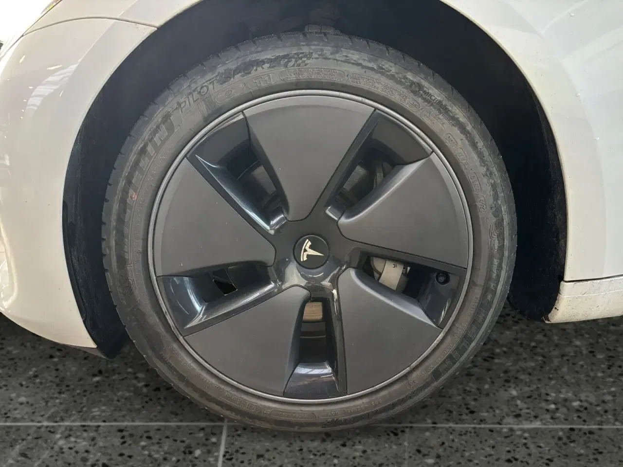 Billede 3 - Tesla Model 3  Long Range AWD