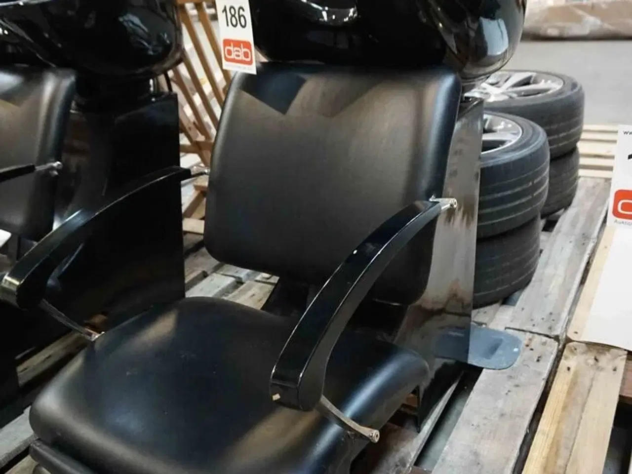 Billede 2 - Vaskestol fra frisørsalon (MOMSFRI)