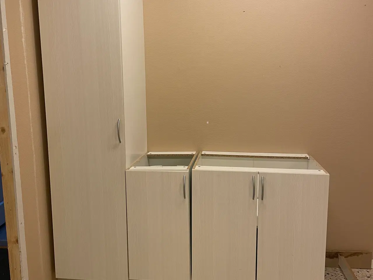 Billede 2 - Køkken / baggang elementer 