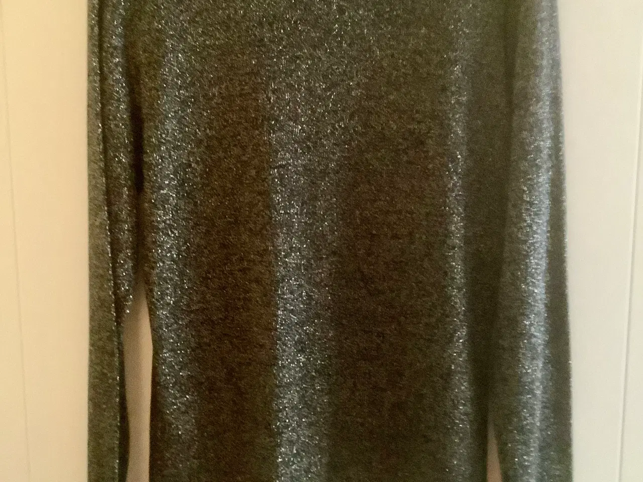 Billede 3 - Vintage dame cardigan med metaltråde.