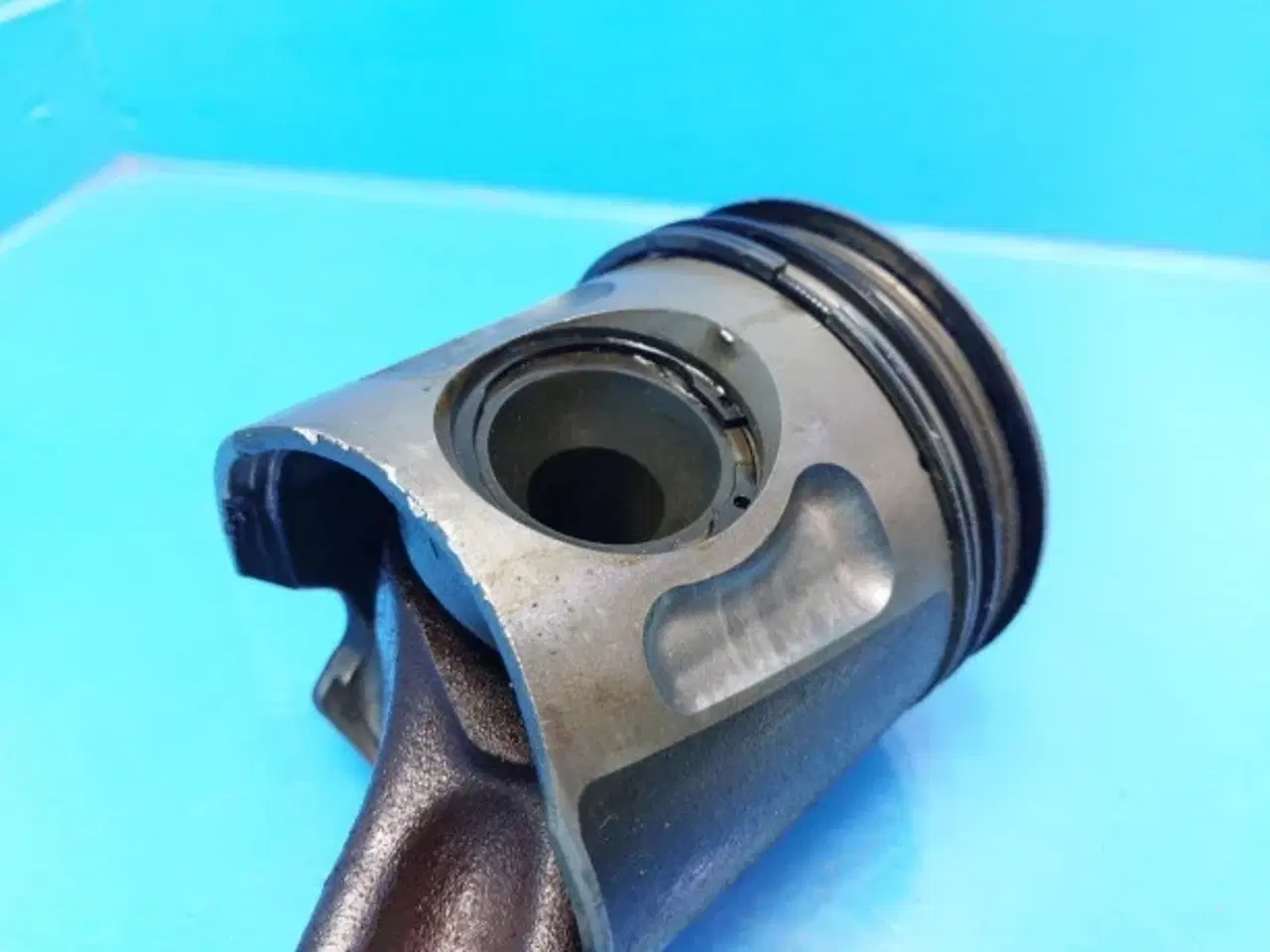 Billede 8 - Case 7010 Stempel 8094893