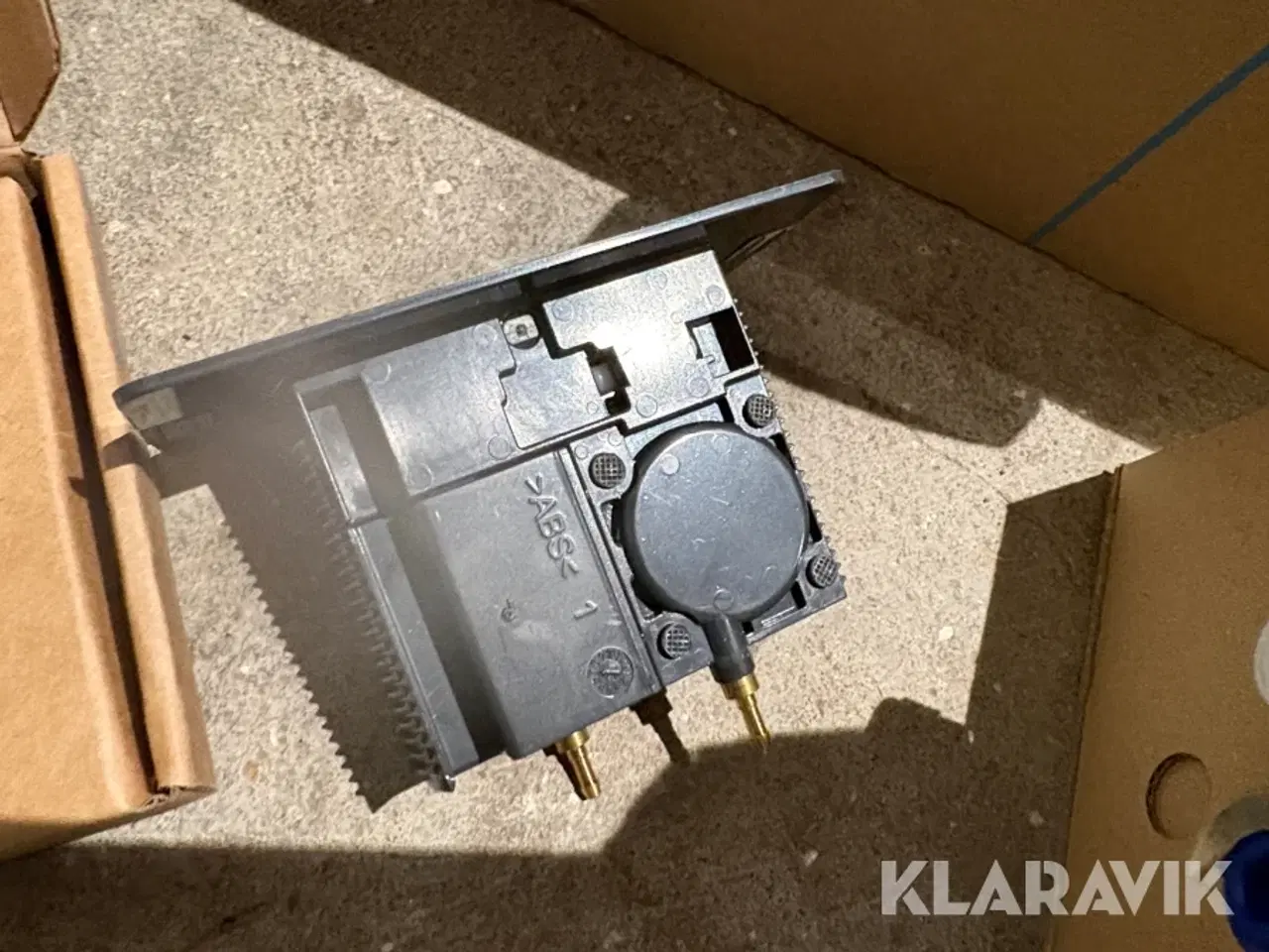 Billede 7 - Trykknap til toiletskyl Geberit hvid og sort glas 30 styk