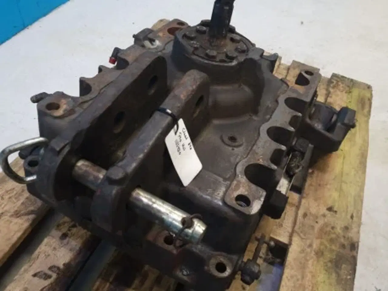 Billede 16 - Claas Axion 840 PTO Hus 11334310