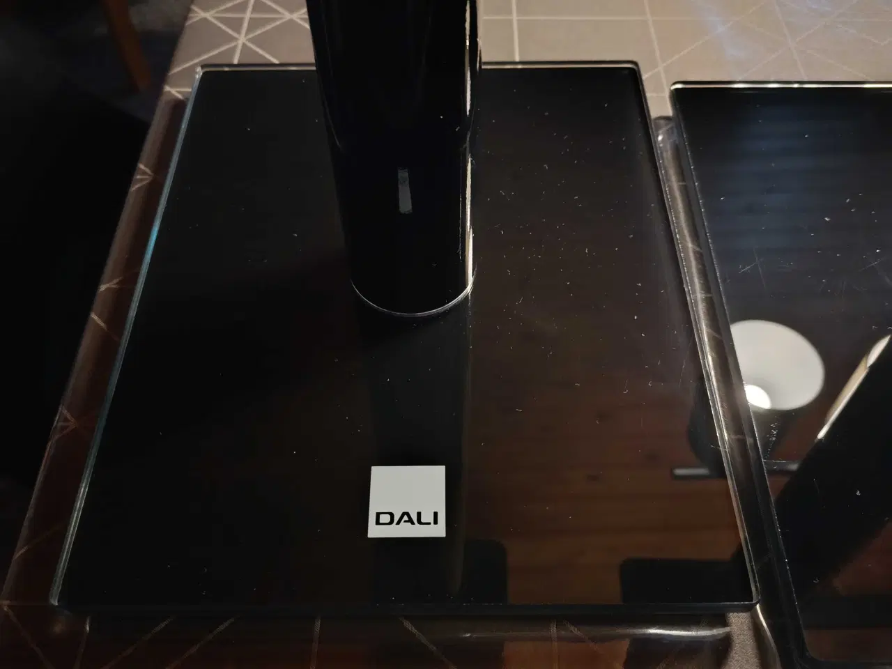 Billede 2 - Dali højtaler standere