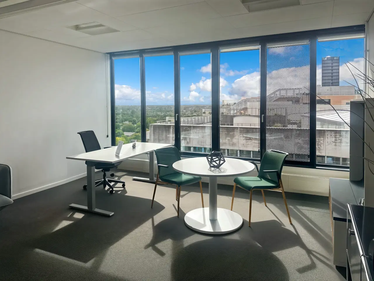 Billede 1 - Professionel kontorplads i Regus Winghouse