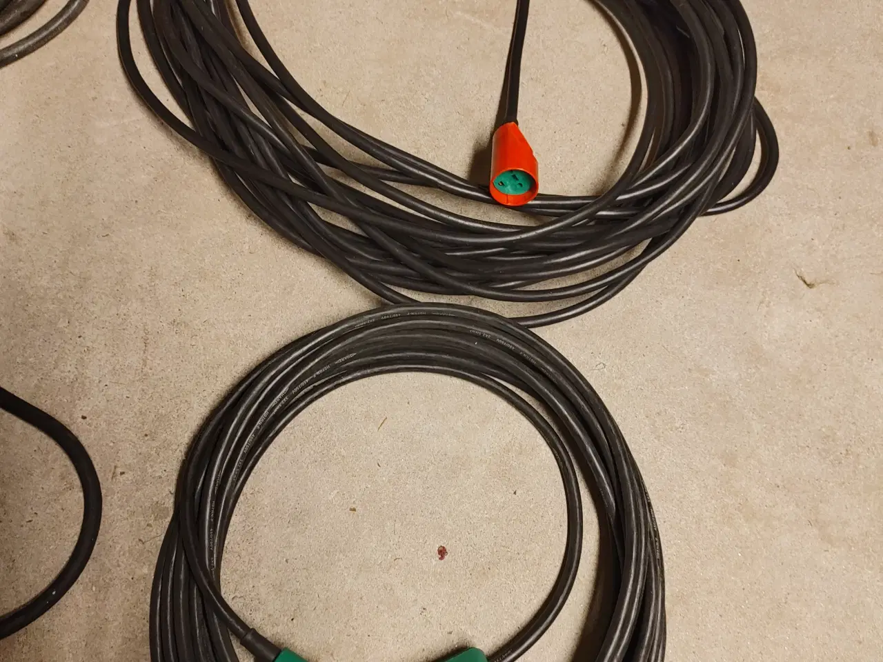 Billede 3 - Forlænger kabler
