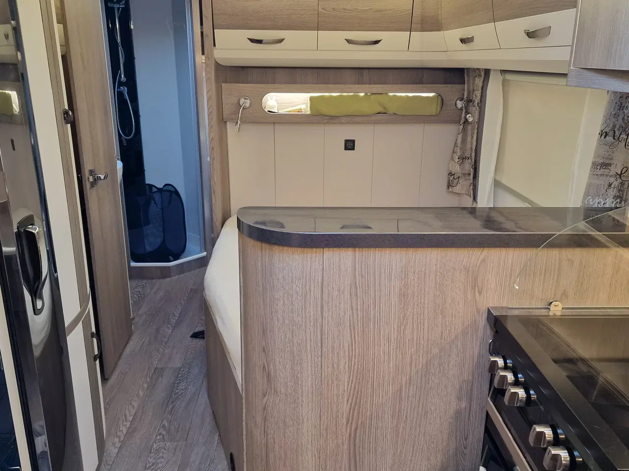 Billede 11 - Hobby Prestige 720 KWFU (2021) 3 køjer, ac, mover 