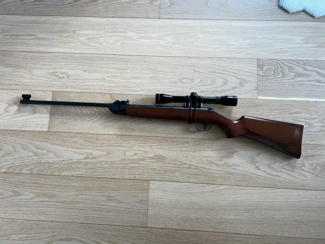 Billede 1 - 4,5mm luftgevær Diana Model 24