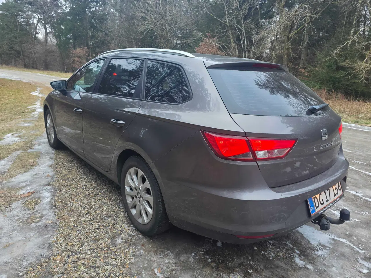 Billede 3 - Rummelig, økonomisk og med aut.gear. 