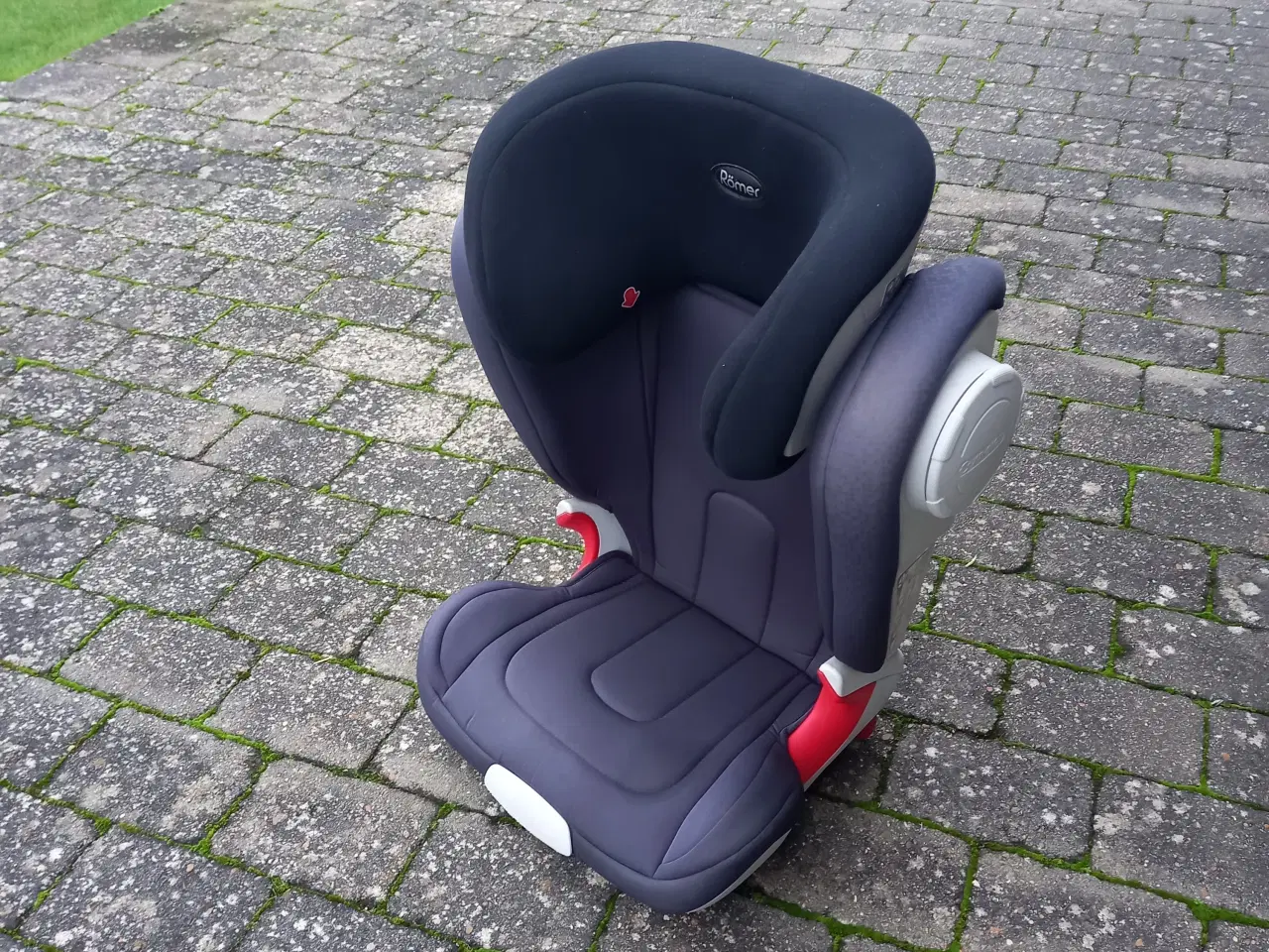 Billede 1 - Rømer Kidfix børnestol 15-36kg