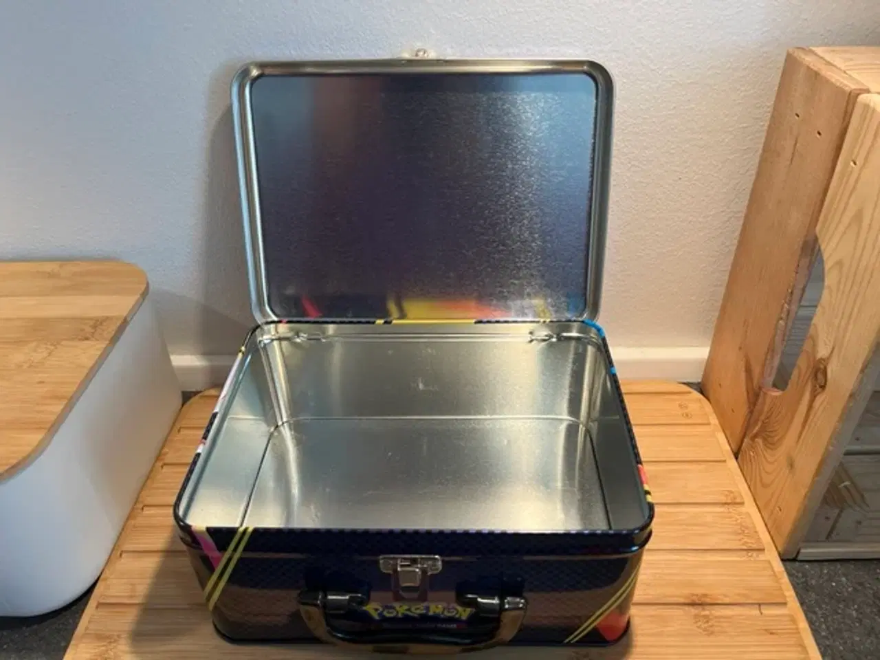 Billede 7 - Pokémon samlerkuffert + 8 flotte mini-tins (tomme)