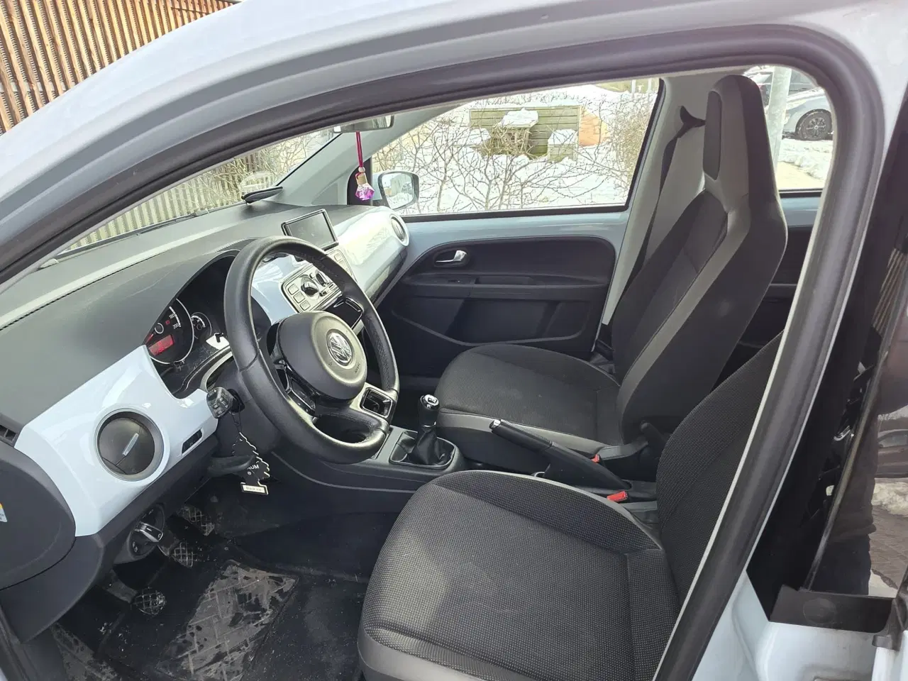 Billede 8 - VW Up! High Up 2013 – Velholdt & Nysynet (Februar 