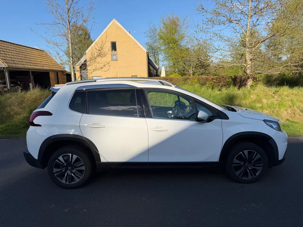Billede 2 - Salg af Peugeot 2008 bil
