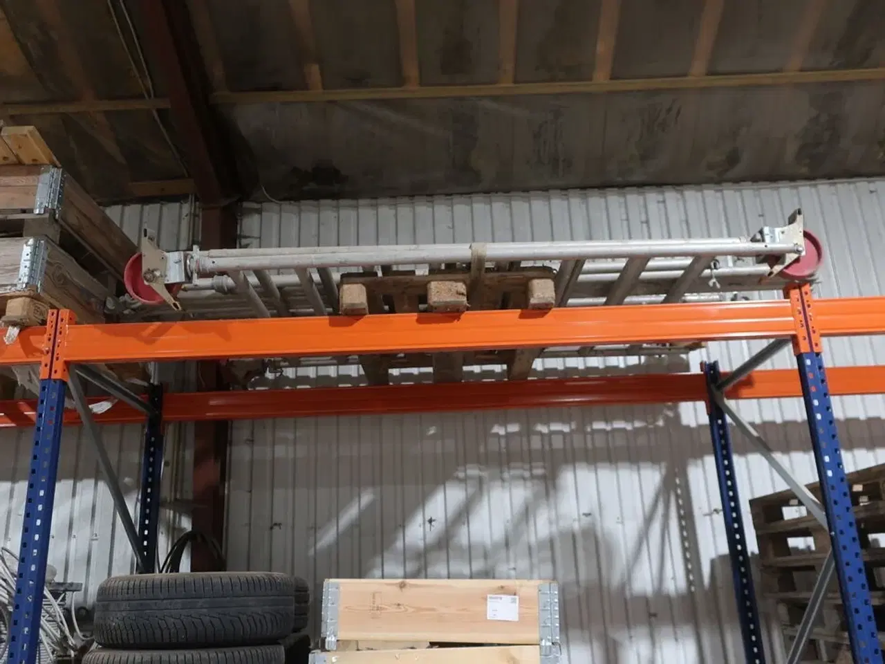 Billede 1 - Div. Dele til rullestillads