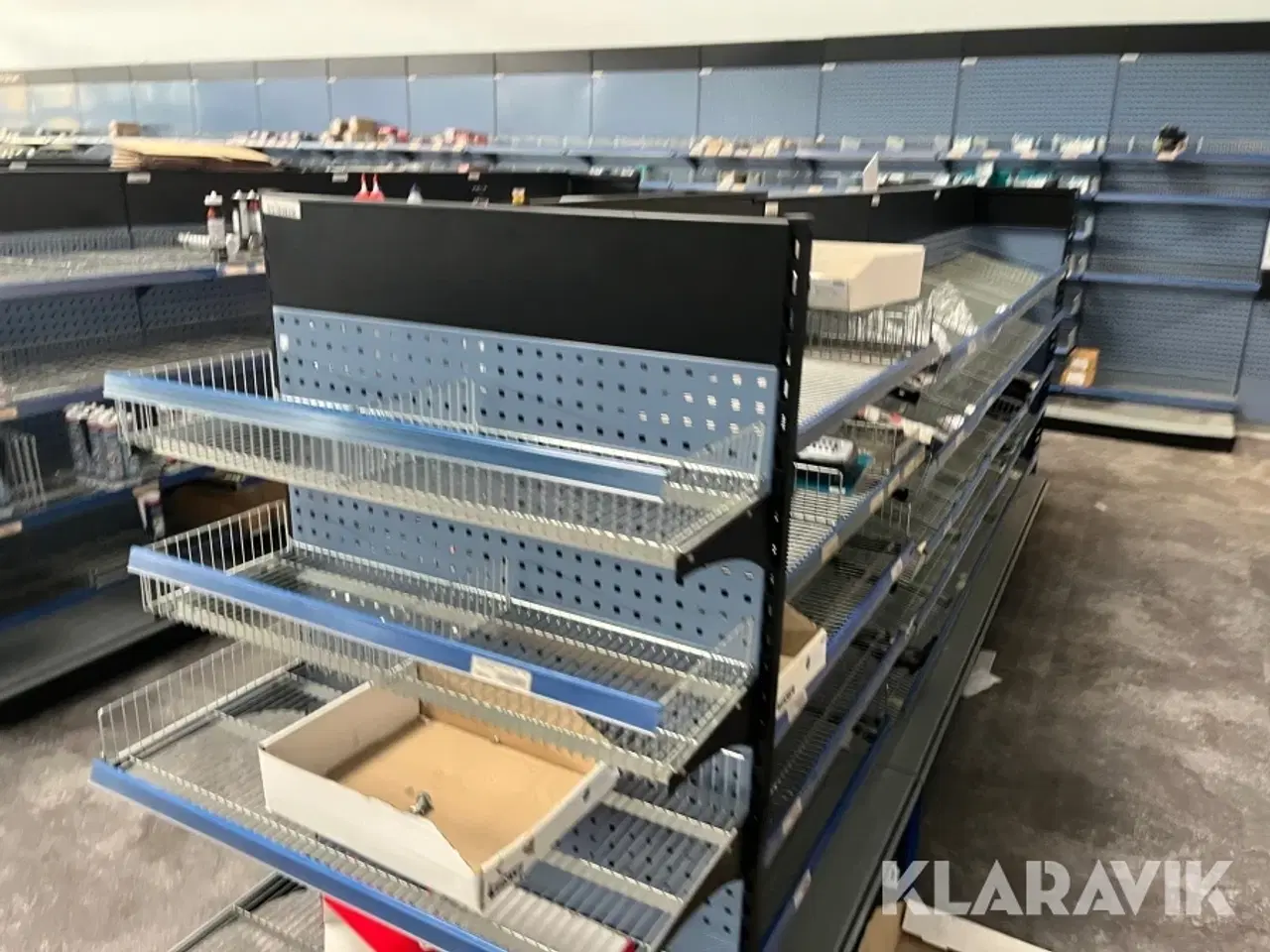 Billede 9 - Værksteds/butik inventar