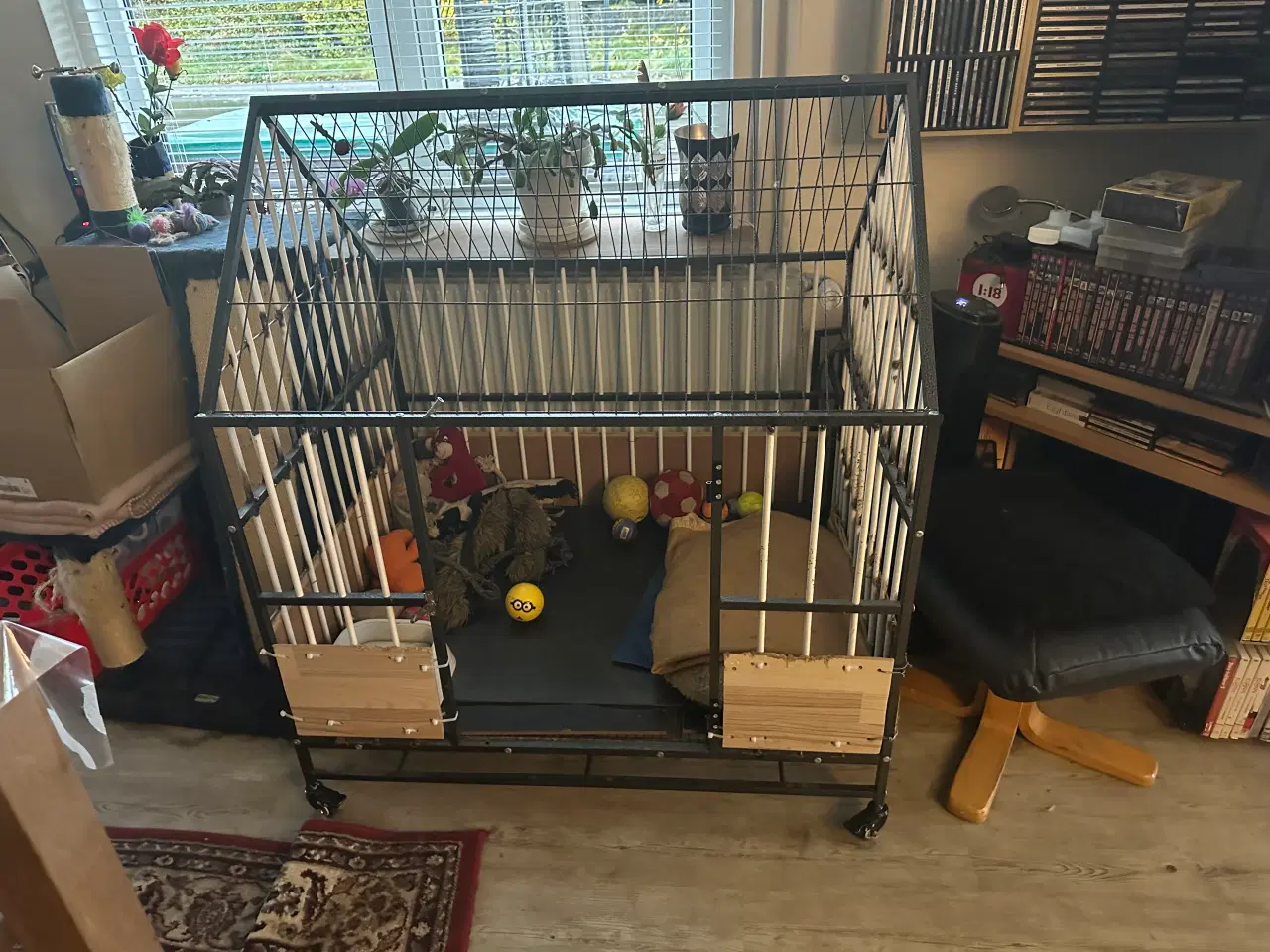 Billede 1 - Hundehus til inde i huset