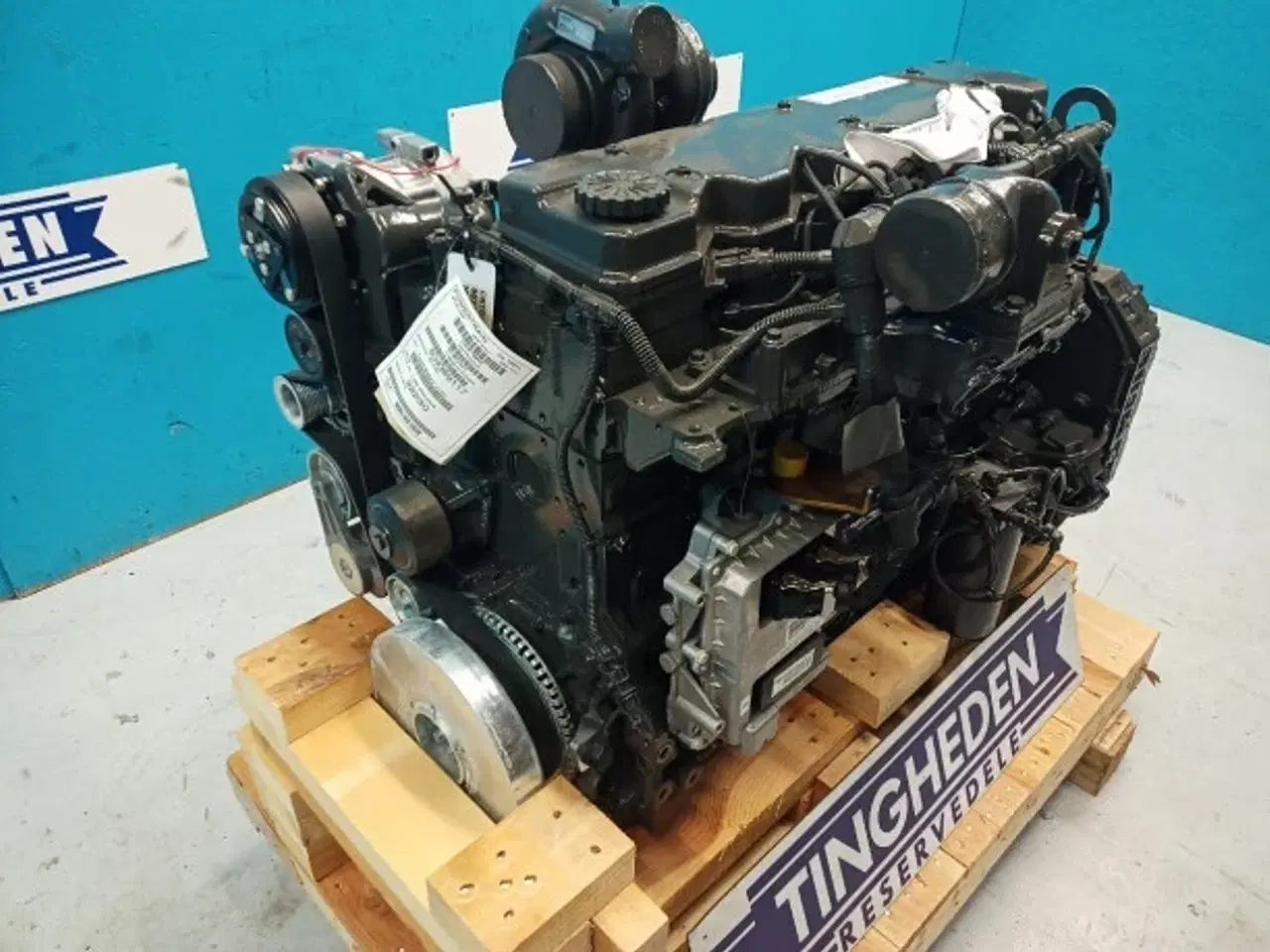 Billede 2 - New Holland TC5080 Ny Motor 84170759