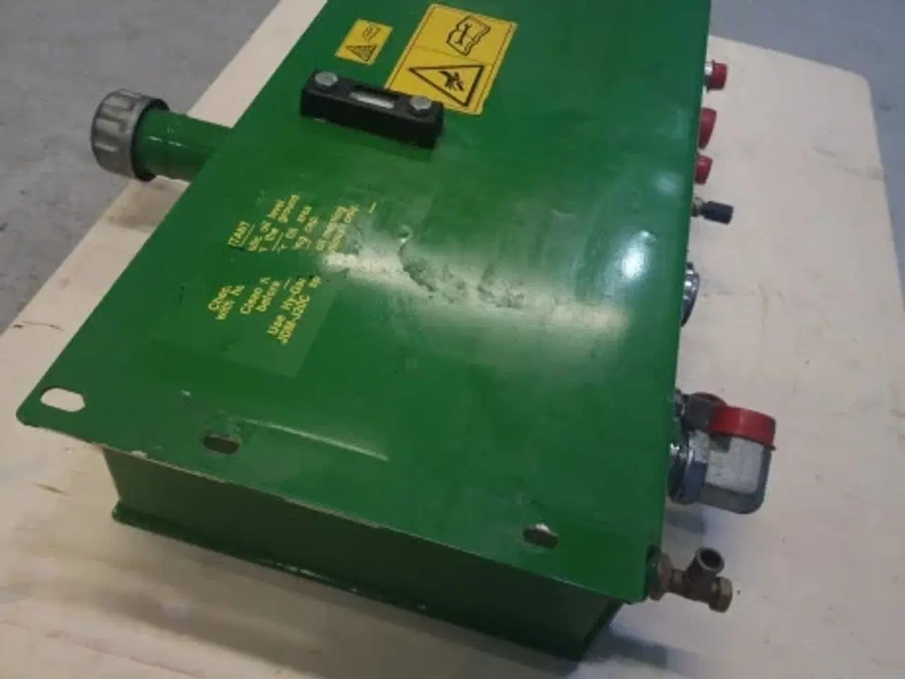 Billede 8 - John Deere S670 Hydrauliktank AXE65755