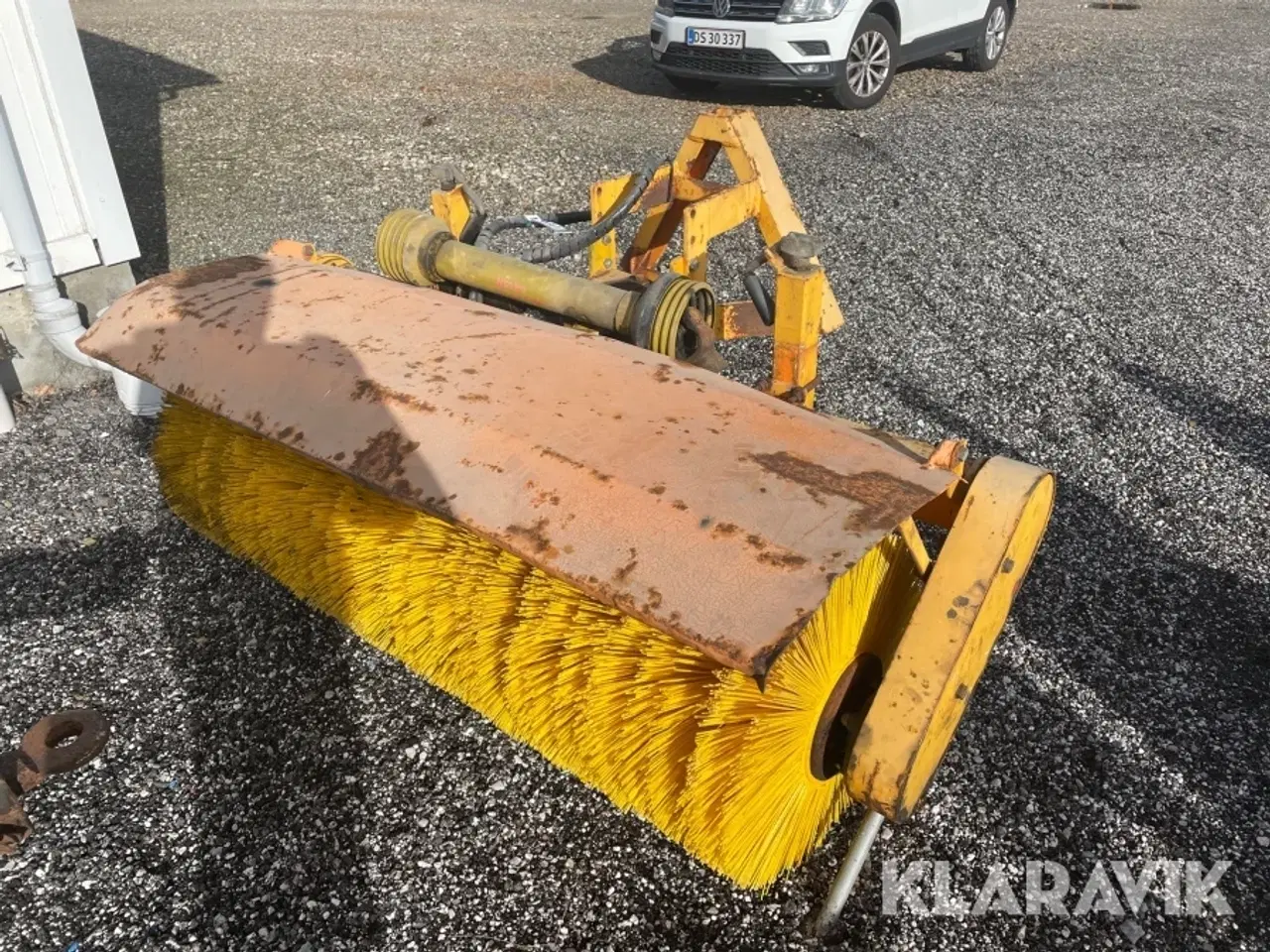 Billede 2 - Kost med front pto Nesbo