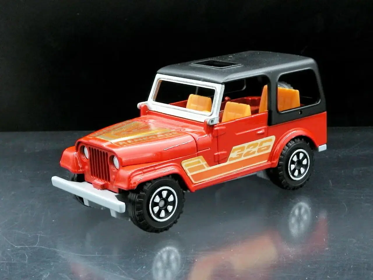 Billede 1 - Majorette JEEP 132 modelbil