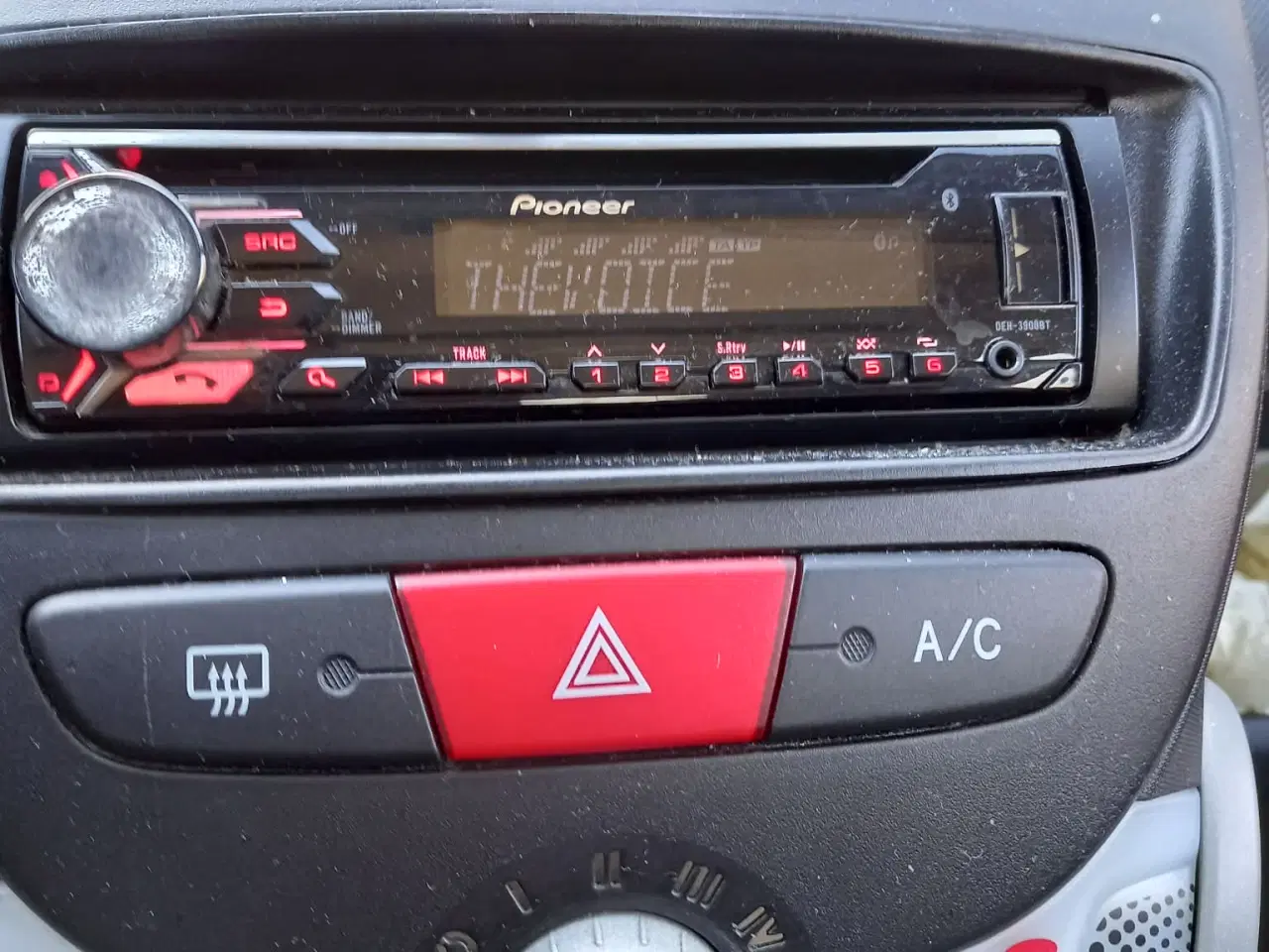 Billede 6 - Rød peugot i fin stand