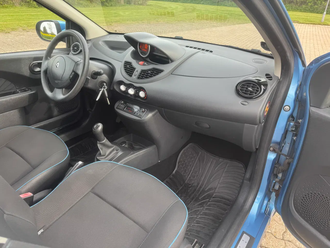 Billede 13 - Renault Twingo 1,5Dci årg 2012 nysynet 