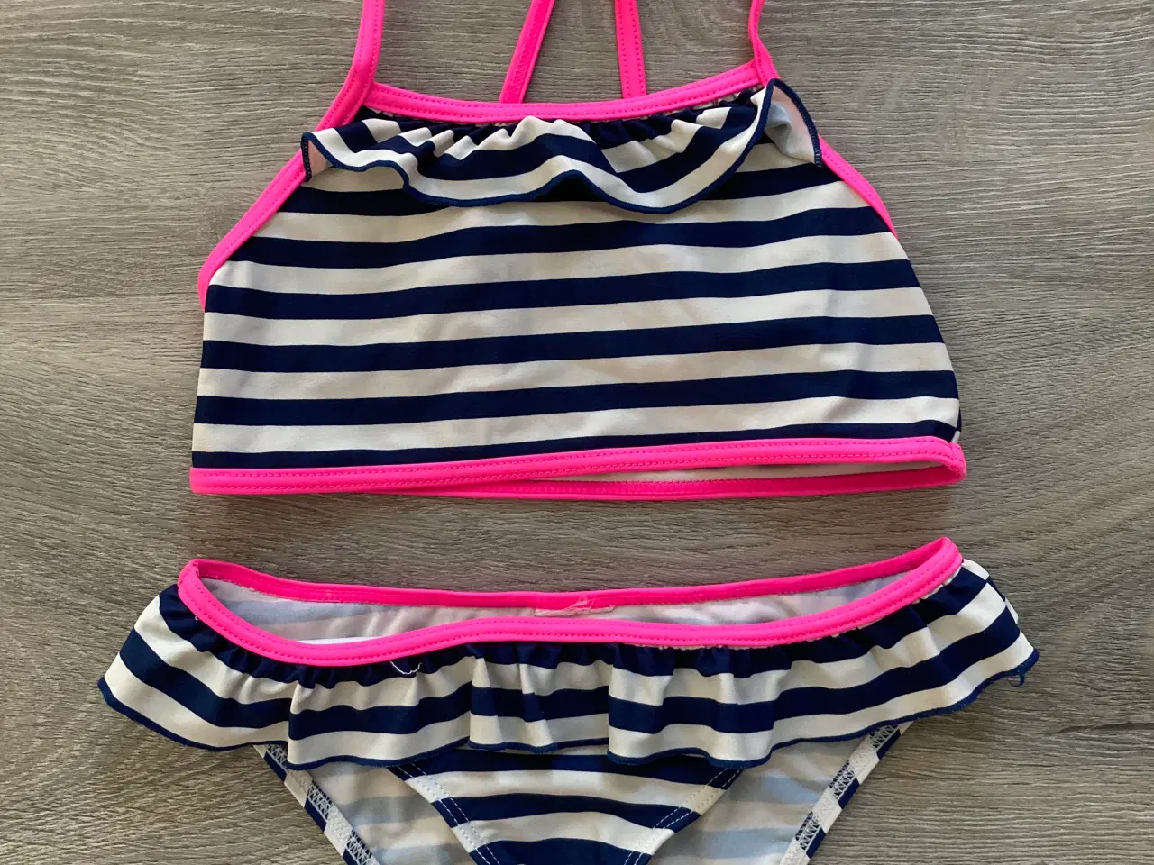 Billede 1 - Bikini str. 140/146