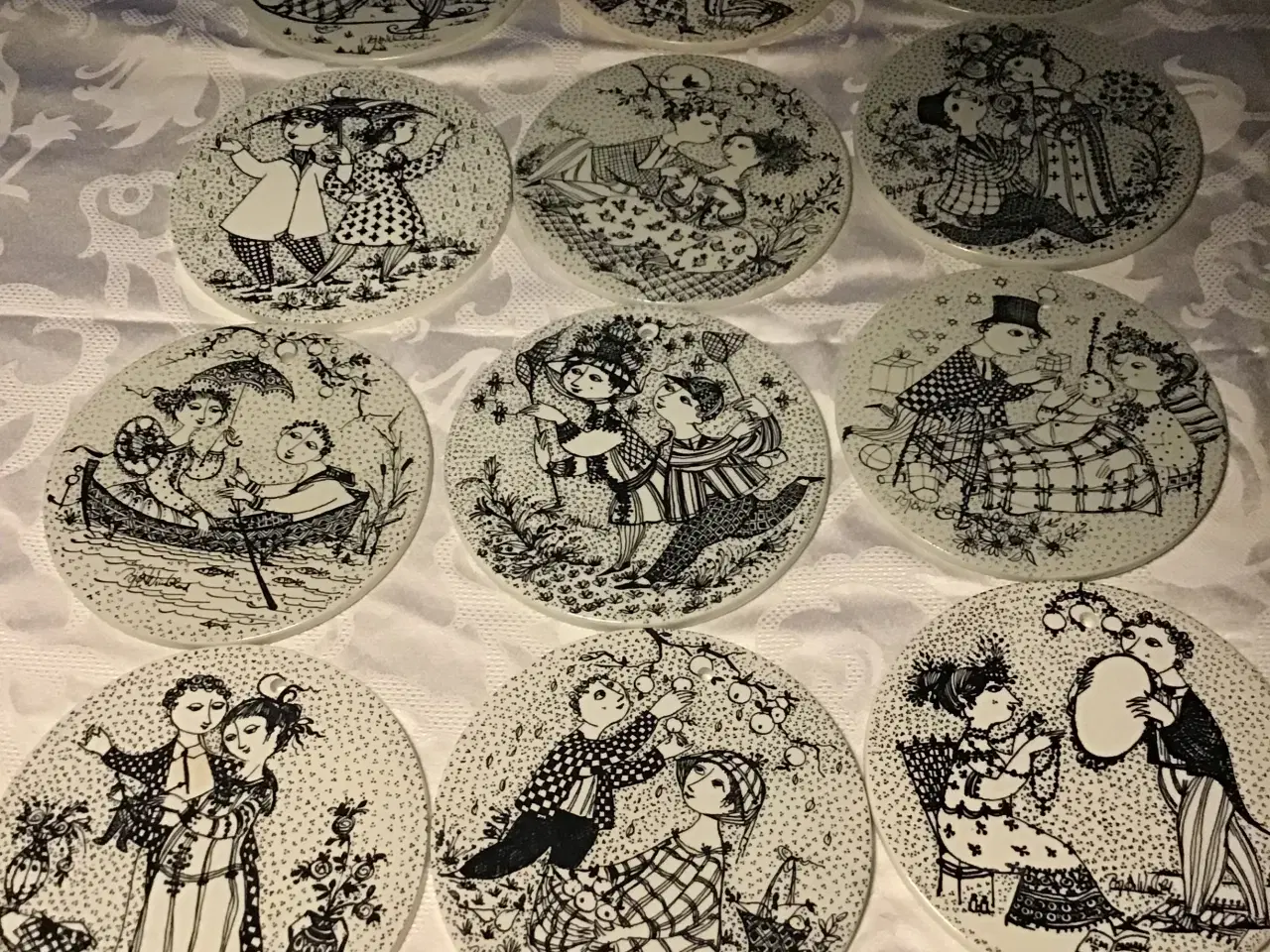 Billede 11 - Bjørn Wiinblad smørebrætter / Sorte