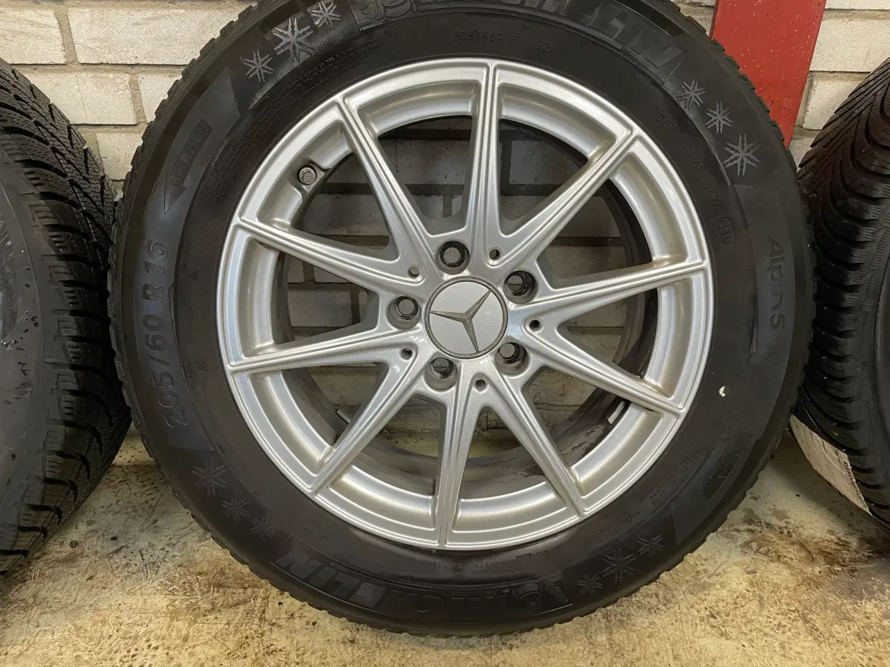 Billede 4 - 16 Mercedes A 205/60r16 Ref.968 vinter