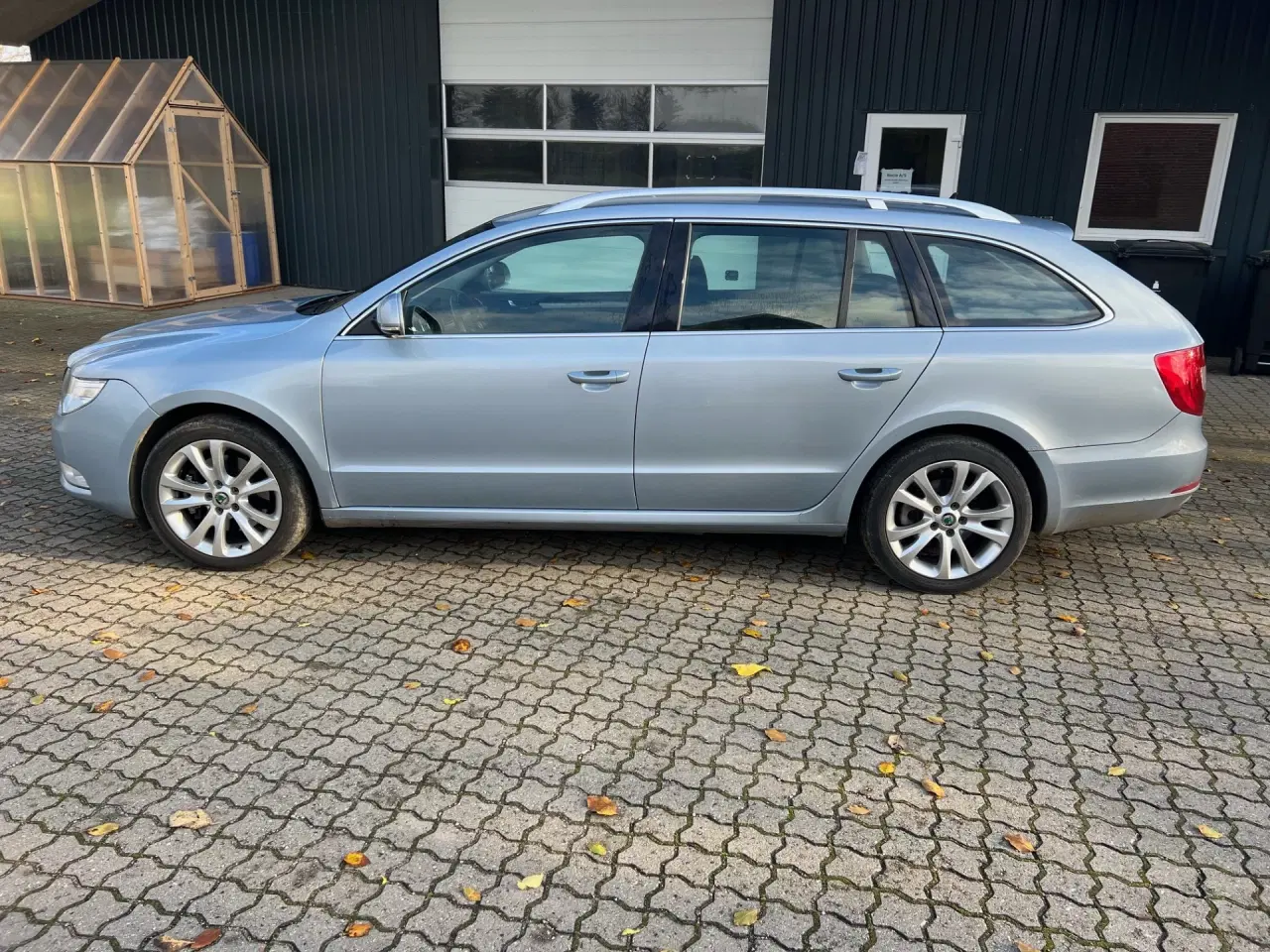 Billede 2 - Skoda Superb, 2,0 TDi 140 Elegance Combi