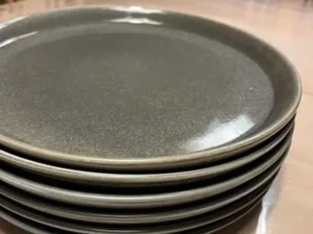 Billede 1 - Spisetallerkener fra Bitz