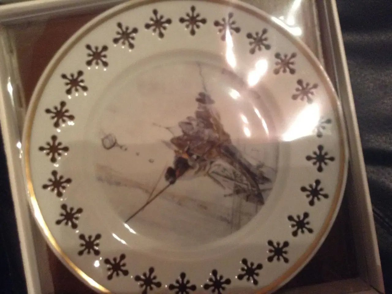 Billede 19 - Platter og juleklokker, jule koppesæt.