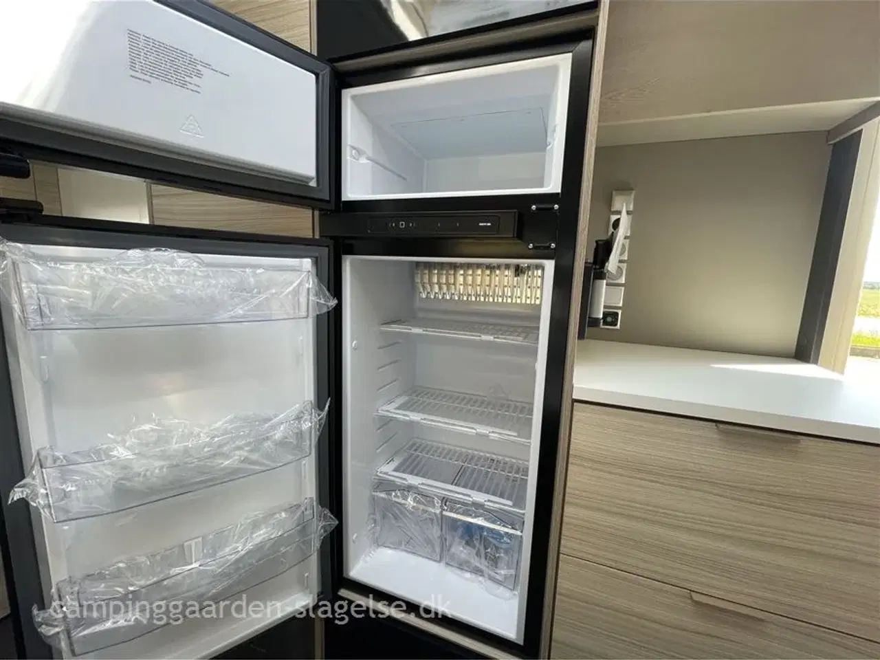 Billede 11 - 2025 - Adria Altea 542 PH   Adria Altea 542 PH – Frihed, hygge og queens-bed på hjul!