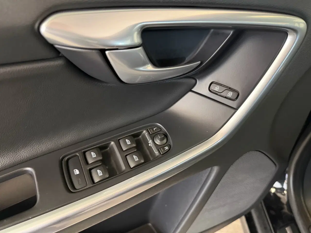 Billede 9 - Volvo XC60 2,0 D4 Summum 190HK 5d 8g Aut.