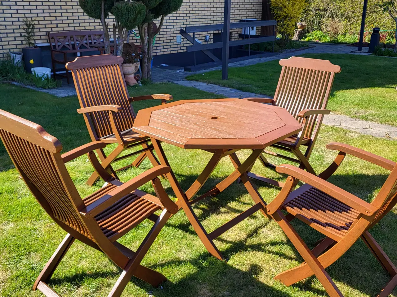 Billede 1 - Havemøbelsæt hårdt træ 