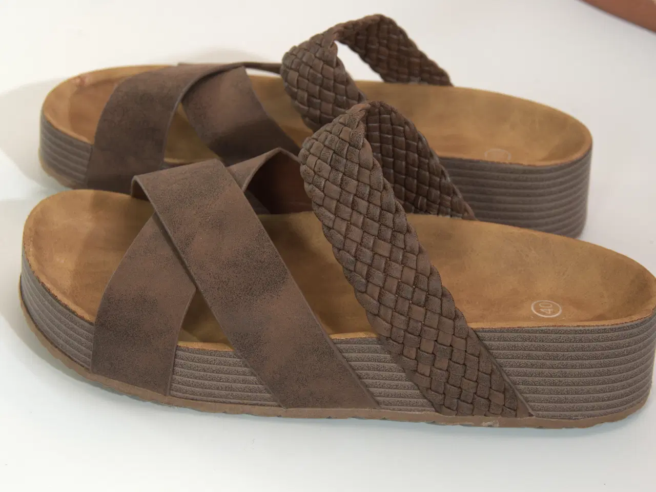 Billede 3 - Solide vintage damesandaler, velholdte.