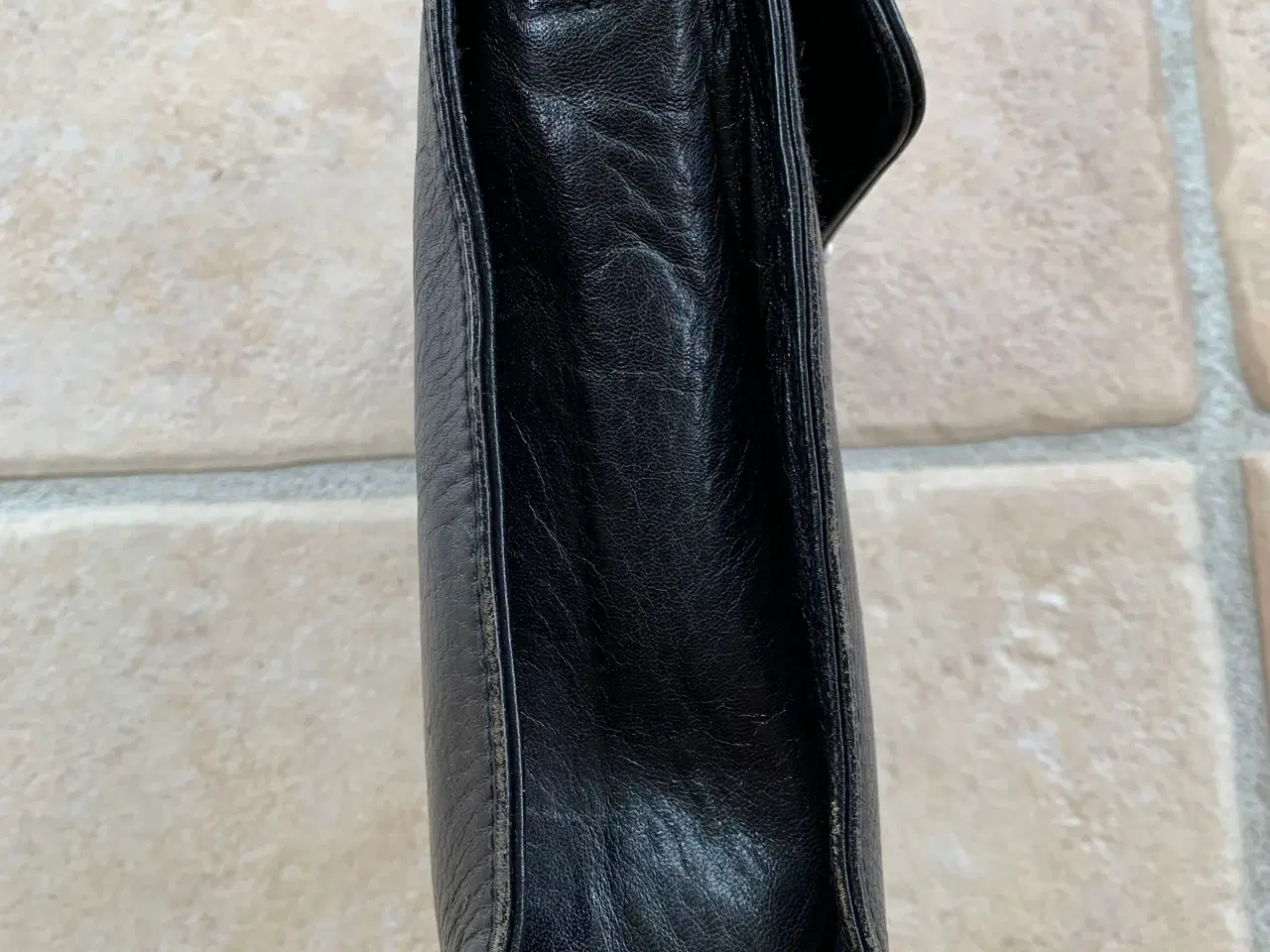 Billede 8 - Skuldertaske i sort 