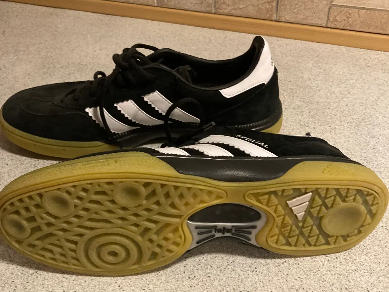 Billede 3 - Fritidssko Nike Adidas